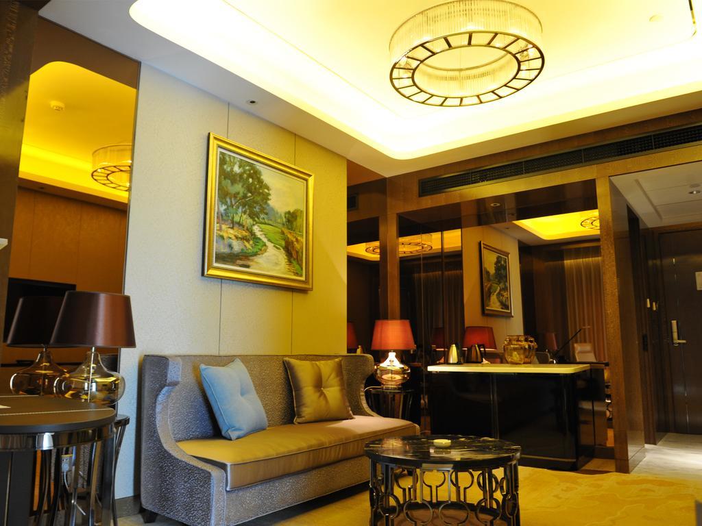 Готель Ramada Plaza Liuzhou Liudong Номер фото